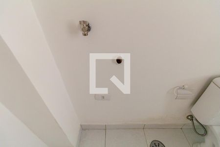 Banheiro de kitnet/studio para alugar com 1 quarto, 37m² em Higienópolis, São Paulo