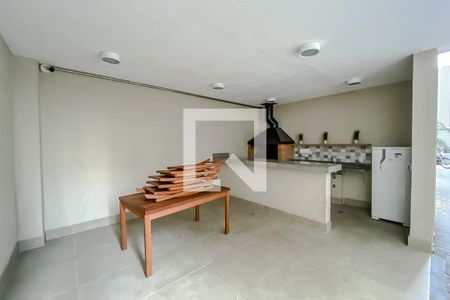 Apartamento para alugar com 45m², 2 quartos e sem vagaÁrea comum - Churrasqueira