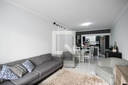 Sala de casa para alugar com 3 quartos, 215m² em Bussocaba, Osasco