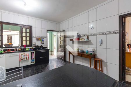 Casa à venda com 300m², 6 quartos e 2 vagas Casa à venda com 300m², 6 quartos e 2 vagasCozinha casa 1