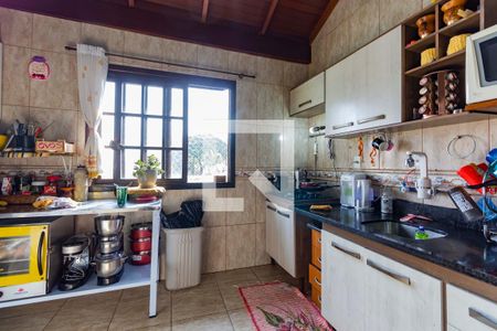 Casa à venda com 300m², 6 quartos e 2 vagas Casa à venda com 300m², 6 quartos e 2 vagasCozinha casa 3