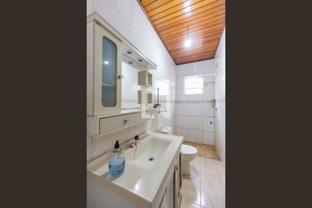 Casa à venda com 300m², 6 quartos e 2 vagas Casa à venda com 300m², 6 quartos e 2 vagasBanheiro casa 2