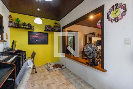 Casa à venda com 300m², 6 quartos e 2 vagas Casa à venda com 300m², 6 quartos e 2 vagasEscritorio casa 3