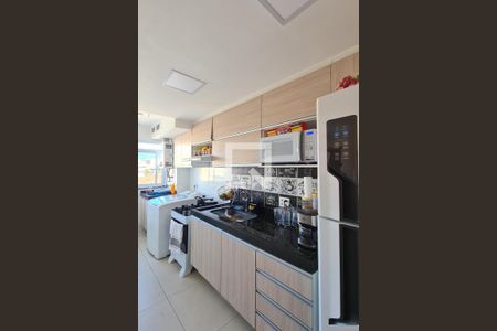 Cozinha de apartamento para alugar com 2 quartos, 51m² em Todos Os Santos, Rio de Janeiro