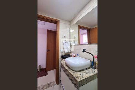 Apartamento para alugar com 51m², 2 quartos e 1 vaga Apartamento para alugar com 51m², 2 quartos e 1 vagaBanheiro da Suíte