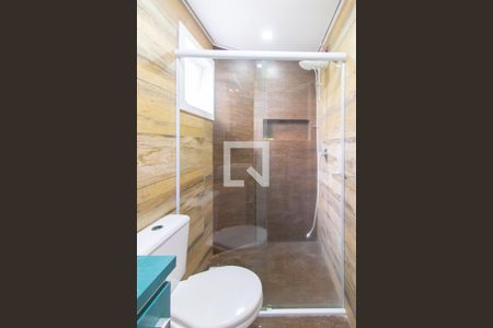 Casa à venda com 300m², 3 quartos e 2 vagas Casa à venda com 300m², 3 quartos e 2 vagasBanheiro