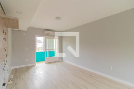 Casa à venda com 300m², 3 quartos e 2 vagas Casa à venda com 300m², 3 quartos e 2 vagasSuíte