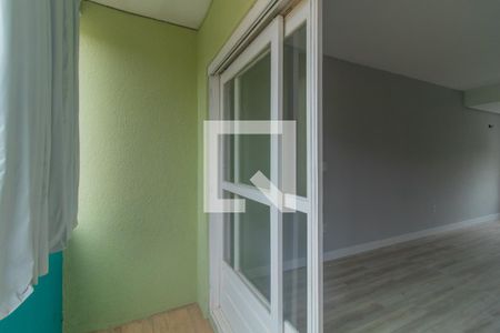 Casa à venda com 300m², 3 quartos e 2 vagas Casa à venda com 300m², 3 quartos e 2 vagasSuíte