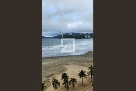 Vista da Sala/Quarto de apartamento para alugar com 1 quarto, 43m² em José Menino, Santos