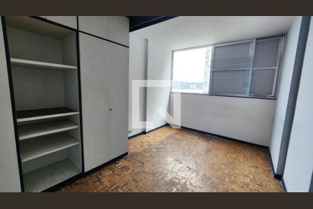 Sala/Quarto de apartamento para alugar com 1 quarto, 43m² em José Menino, Santos