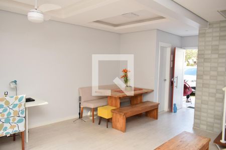 Casa de condomínio para alugar com 89m², 3 quartos e 2 vagasSala