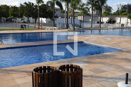Casa de condomínio para alugar com 89m², 3 quartos e 2 vagasÁrea comum - Piscina