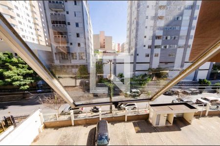 Apartamento para alugar com 153m², 3 quartos e 2 vagas Apartamento para alugar com 153m², 3 quartos e 2 vagasVista