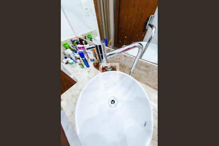 Apartamento para alugar com 153m², 3 quartos e 2 vagas Apartamento para alugar com 153m², 3 quartos e 2 vagasBanheiro da suíte