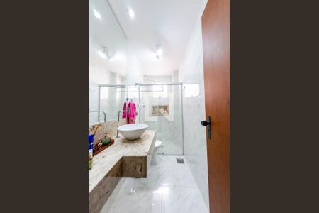 Apartamento para alugar com 153m², 3 quartos e 2 vagas Apartamento para alugar com 153m², 3 quartos e 2 vagasBanheiro da suíte