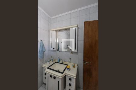 Casa à venda com 130m², 3 quartos e 1 vagaBanheiro Quarto 2