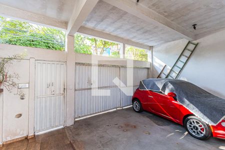 Casa à venda com 216m², 4 quartos e 2 vagasGaragem