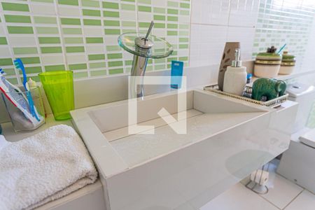 Casa à venda com 216m², 4 quartos e 2 vagasDetalhe do banheiro