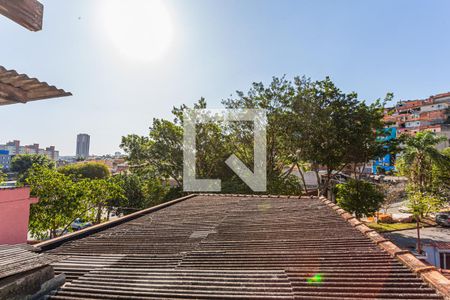 Casa à venda com 216m², 4 quartos e 2 vagasVista da Área de Serviço