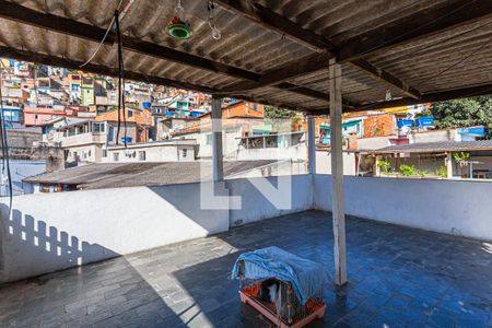 Casa à venda com 216m², 4 quartos e 2 vagasÁrea de Serviço