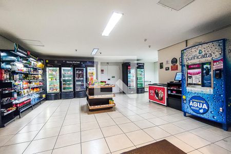 Apartamento para alugar com 52m², 2 quartos e 1 vaga Apartamento para alugar com 52m², 2 quartos e 1 vagaÁrea Comum - Mini Mercado