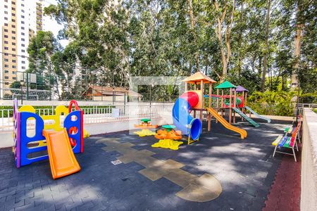 Apartamento para alugar com 52m², 2 quartos e 1 vaga Apartamento para alugar com 52m², 2 quartos e 1 vagaÁrea Comum - Playground