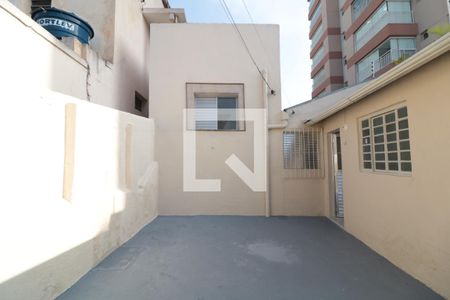 Casa para alugar com 30m², 1 quarto e sem vagaQuintal