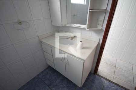 Banheiro de casa à venda com 1 quarto, 100m² em Vila Dom Pedro I, São Paulo