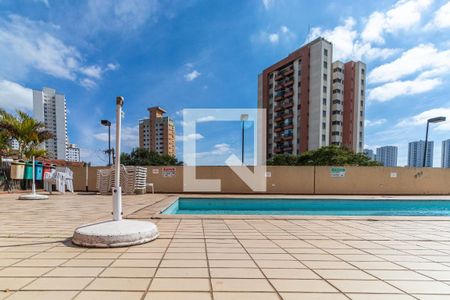 Apartamento para alugar com 70m², 3 quartos e 1 vagaÁrea comum - Piscina