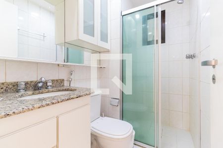 Apartamento para alugar com 70m², 3 quartos e 1 vagaBanheiro 
