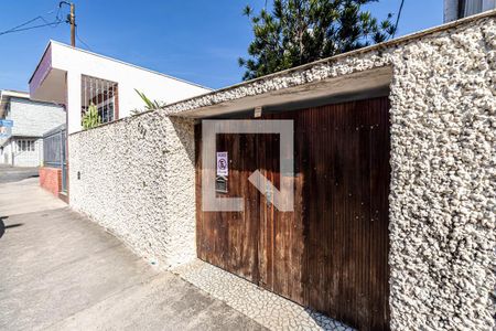 Casa à venda com 150m², 3 quartos e 3 vagas Casa à venda com 150m², 3 quartos e 3 vagasVista da Rua