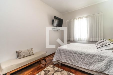 Casa à venda com 150m², 3 quartos e 3 vagas Casa à venda com 150m², 3 quartos e 3 vagasQuarto 1