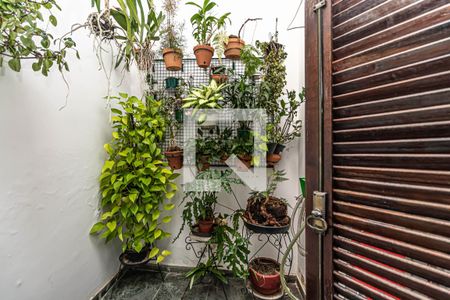 Casa à venda com 150m², 3 quartos e 3 vagas Casa à venda com 150m², 3 quartos e 3 vagasVista do quarto 2