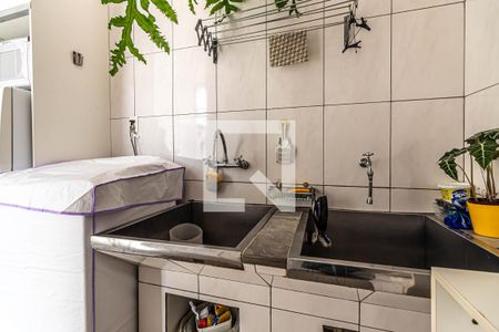 Casa à venda com 150m², 3 quartos e 3 vagas Casa à venda com 150m², 3 quartos e 3 vagasÁrea de Serviço