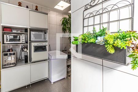 Casa à venda com 150m², 3 quartos e 3 vagas Casa à venda com 150m², 3 quartos e 3 vagasÁrea de Serviço