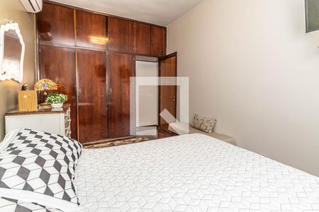 Casa à venda com 150m², 3 quartos e 3 vagas Casa à venda com 150m², 3 quartos e 3 vagasQuarto 1