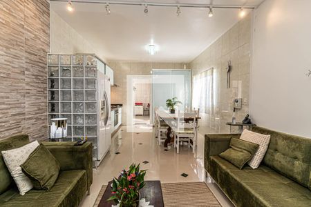 Casa à venda com 150m², 3 quartos e 3 vagas Casa à venda com 150m², 3 quartos e 3 vagasSala/Cozinha