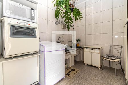 Casa à venda com 150m², 3 quartos e 3 vagas Casa à venda com 150m², 3 quartos e 3 vagasÁrea de Serviço