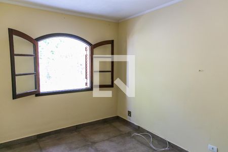 Suíte   de casa para alugar com 4 quartos, 184m² em Jardim Virginia Bianca, São Paulo