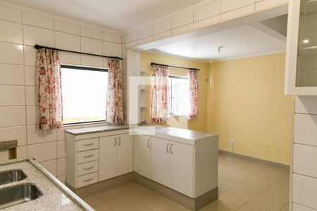 Casa para alugar com 184m², 4 quartos e 2 vagasCozinha