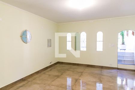 Sala   de casa para alugar com 4 quartos, 184m² em Jardim Virginia Bianca, São Paulo