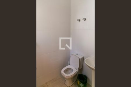 Casa para alugar com 184m², 4 quartos e 2 vagasBanheiro da Suíte de Serviço  