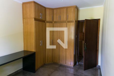 Casa para alugar com 184m², 4 quartos e 2 vagasQuarto 1  