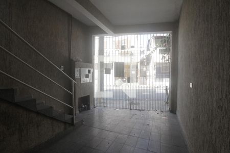 Garagem de casa para alugar com 2 quartos, 80m² em Jardim Ouro Preto, Taboão da Serra