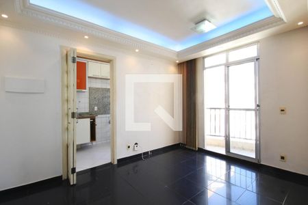 Sala de apartamento à venda com 2 quartos, 60m² em Cidade das Flores, Osasco