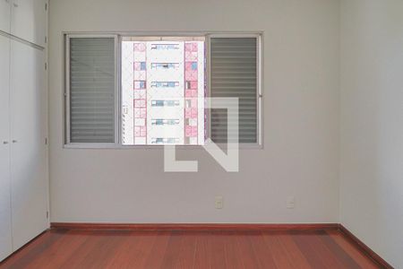 Apartamento para alugar com 340m², 4 quartos e 3 vagasQuarto 2