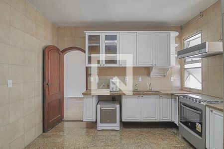 Apartamento para alugar com 340m², 4 quartos e 3 vagasCozinha 
