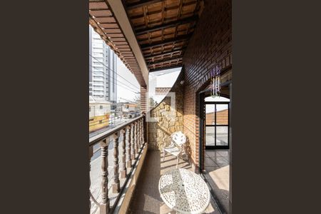 Casa para alugar com 220m², 4 quartos e 2 vagasVaranda