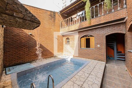 Casa para alugar com 220m², 4 quartos e 2 vagasPiscina