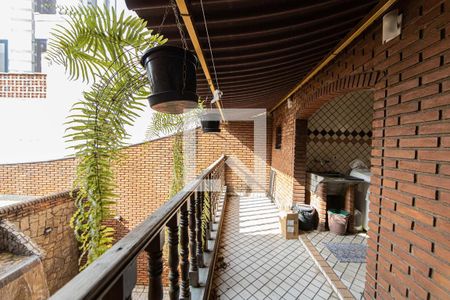 Casa para alugar com 220m², 4 quartos e 2 vagasVaranda